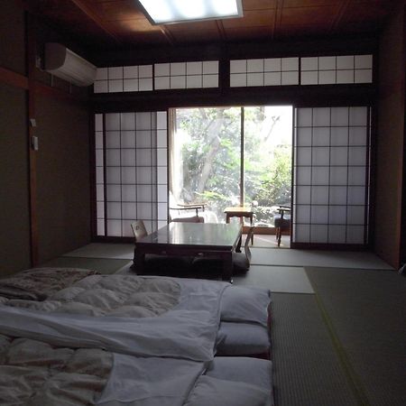 Ryokan Yamamuro Канандзава Номер фото