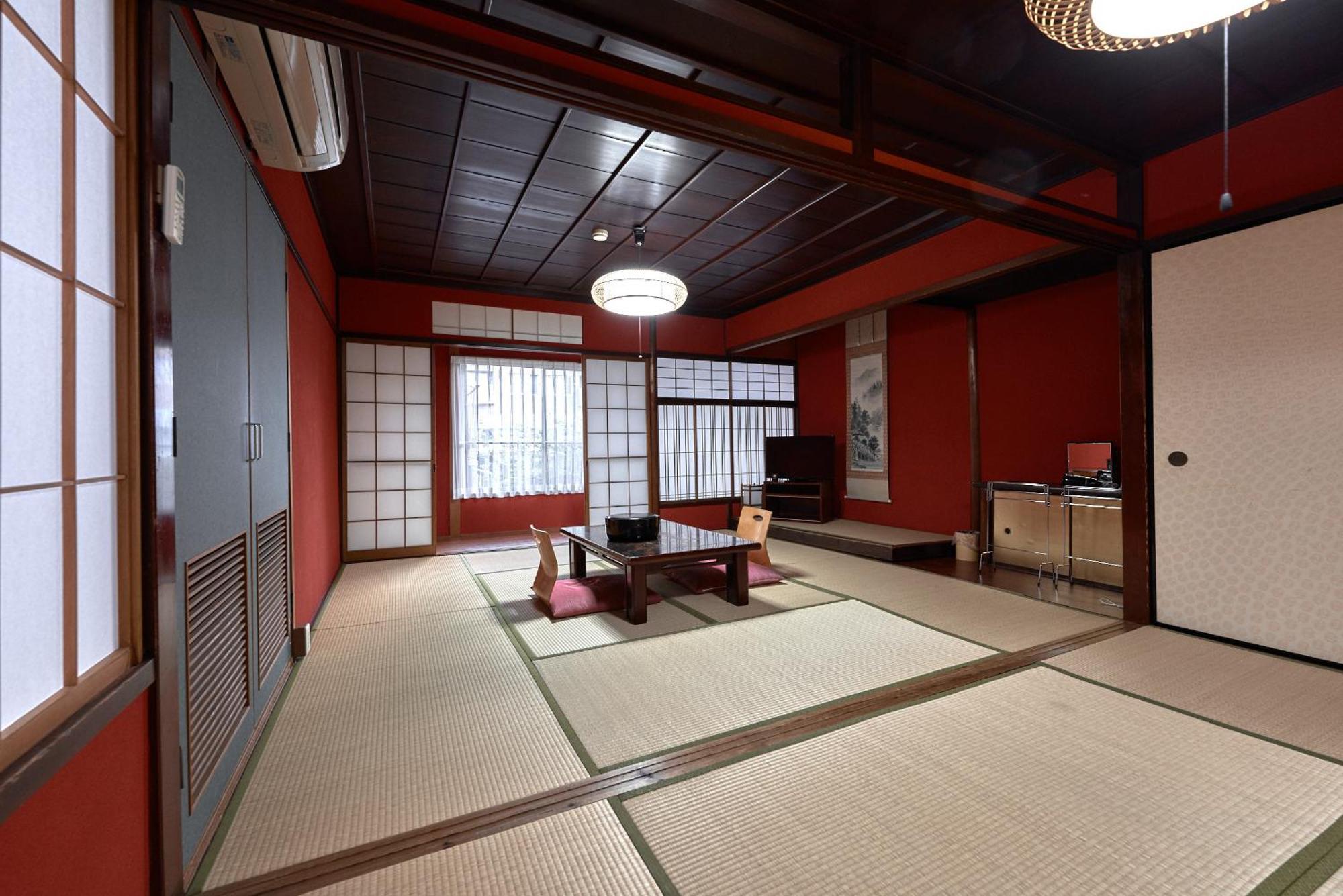 Ryokan Yamamuro Канандзава Номер фото
